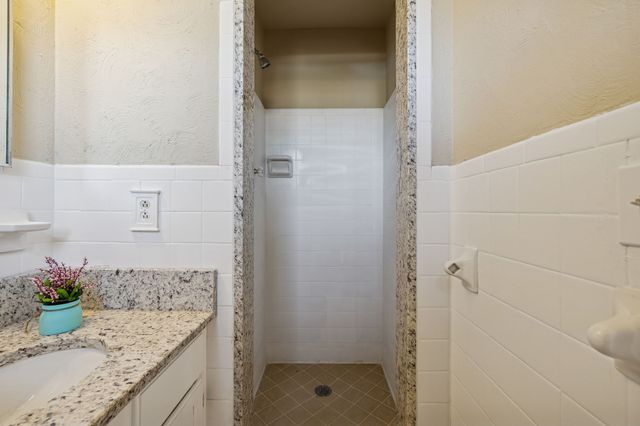 7424 George Gaines Rd, Nashville, TN 37221