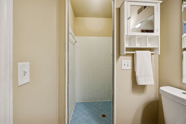 7424 George Gaines Rd, Nashville, TN 37221