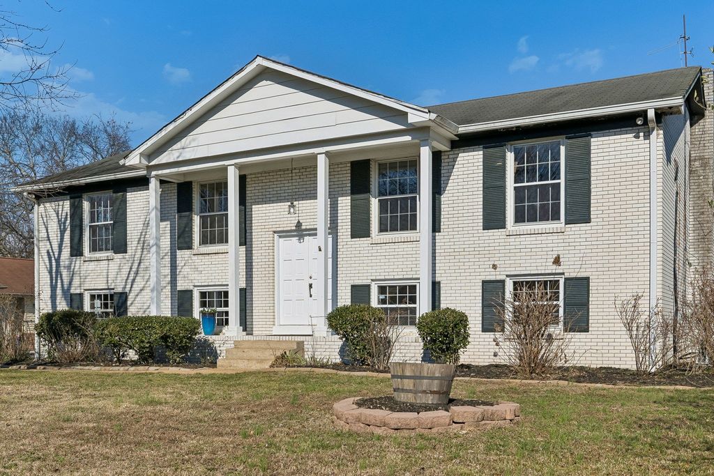 7424 George Gaines Rd, Nashville, TN 37221