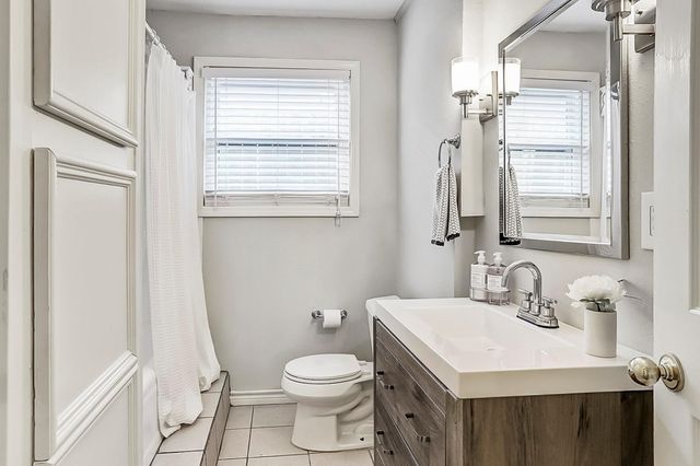 9402 Bevlyn Drive, Houston, TX 77025