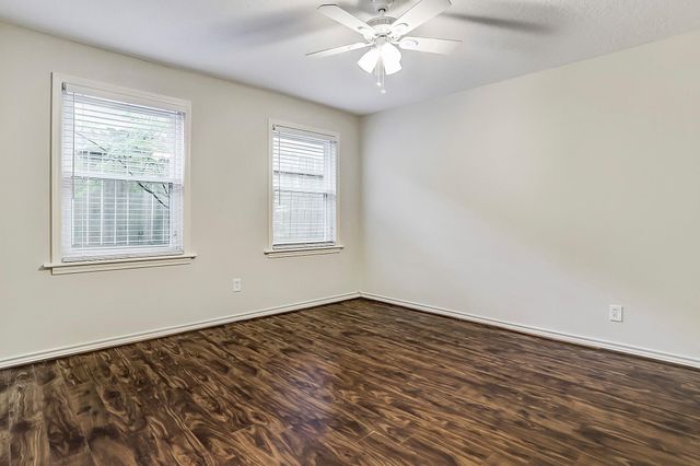 9402 Bevlyn Drive, Houston, TX 77025