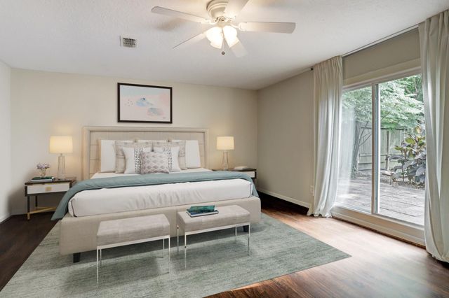 9402 Bevlyn Drive, Houston, TX 77025