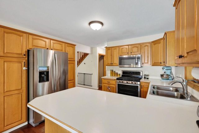 10 Rylant Circle, Madison, WI 53719