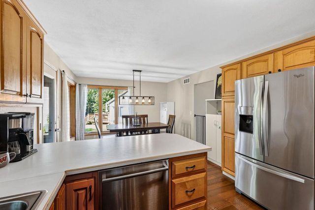 10 Rylant Circle, Madison, WI 53719