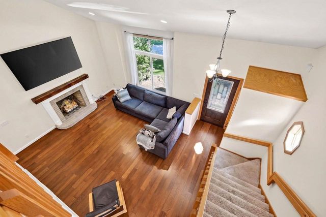 10 Rylant Circle, Madison, WI 53719