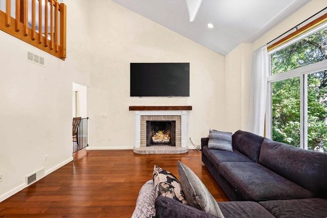 10 Rylant Circle, Madison, WI 53719