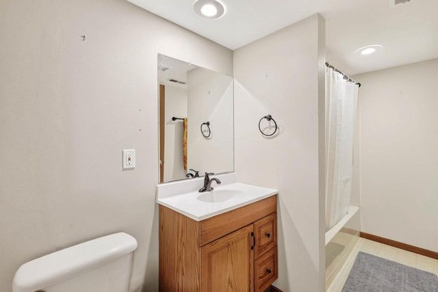 10 Rylant Circle, Madison, WI 53719