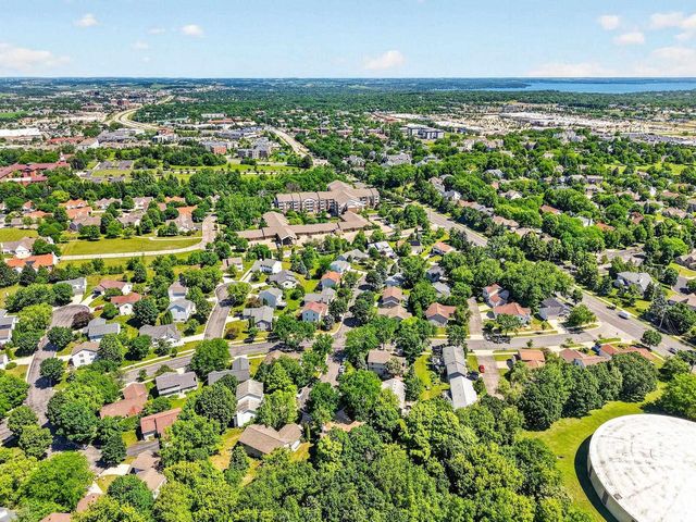 10 Rylant Circle, Madison, WI 53719