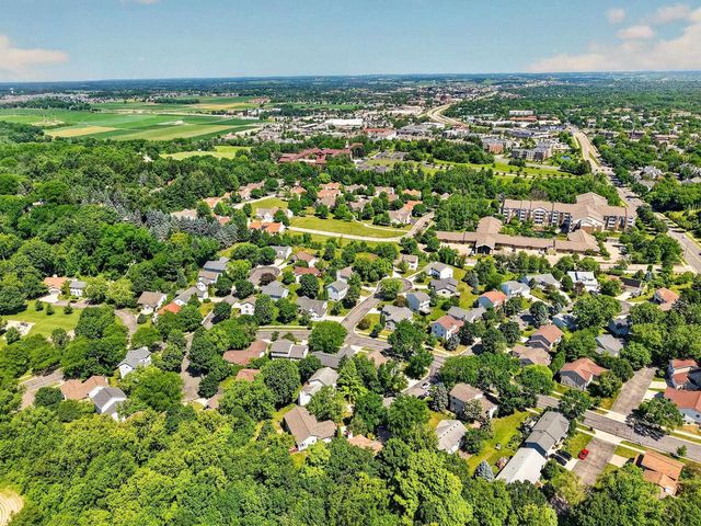 10 Rylant Circle, Madison, WI 53719