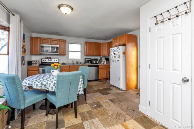 126 Williamson Street, East Rockaway, NY 11518