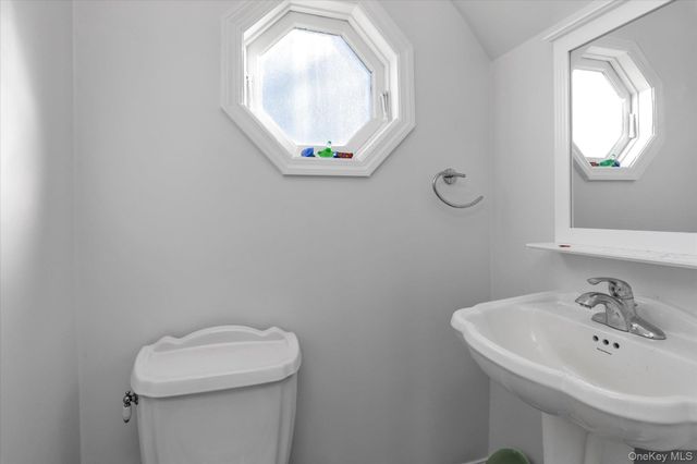 126 Williamson Street, East Rockaway, NY 11518