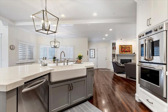 473 HAMPTON CT, Fruit Heights, UT 84037