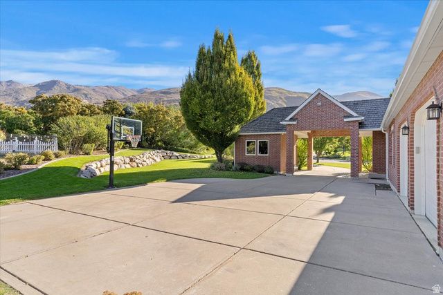 473 HAMPTON CT, Fruit Heights, UT 84037