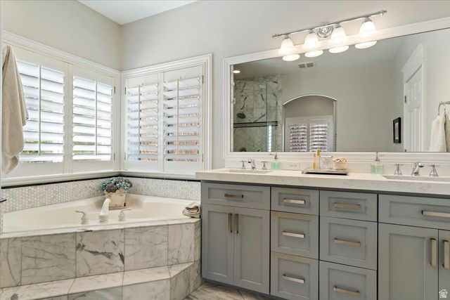 473 HAMPTON CT, Fruit Heights, UT 84037