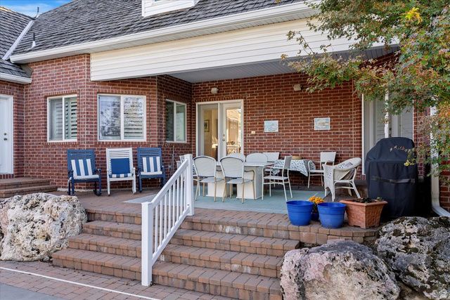 473 HAMPTON CT, Fruit Heights, UT 84037