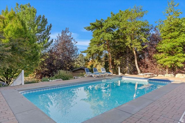 473 HAMPTON CT, Fruit Heights, UT 84037