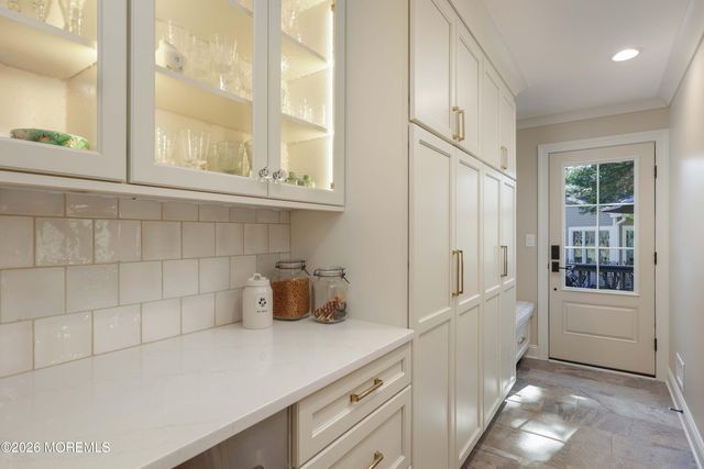 13 Country Lane, Little Silver, NJ 07739