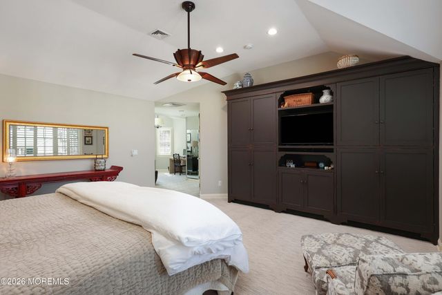 13 Country Lane, Little Silver, NJ 07739