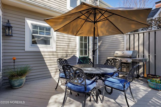 13 Country Lane, Little Silver, NJ 07739