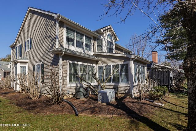 13 Country Lane, Little Silver, NJ 07739
