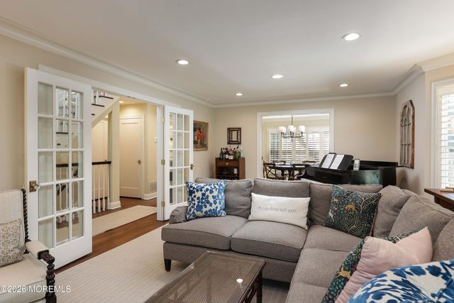 13 Country Lane, Little Silver, NJ 07739