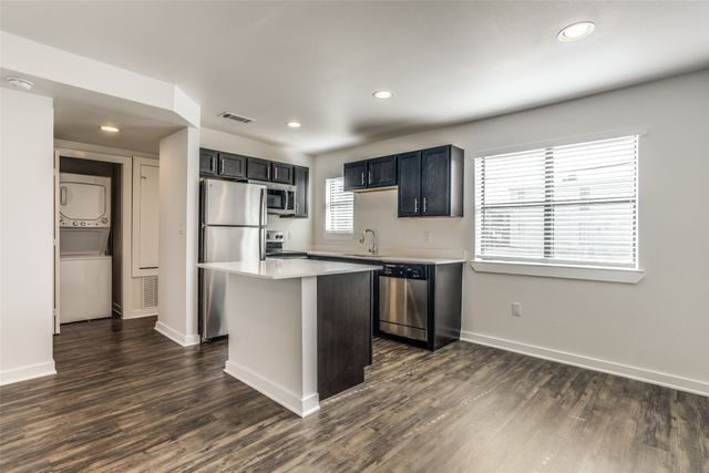 2106 Bennett Avenue 209, Dallas, TX 75206