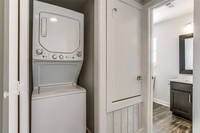 2106 Bennett Avenue 209, Dallas, TX 75206