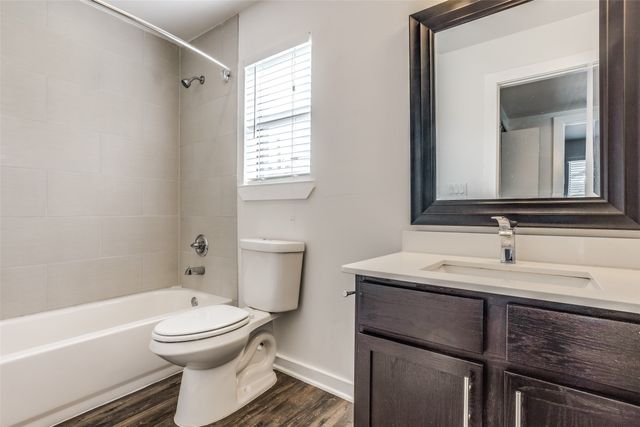 2106 Bennett Avenue 209, Dallas, TX 75206