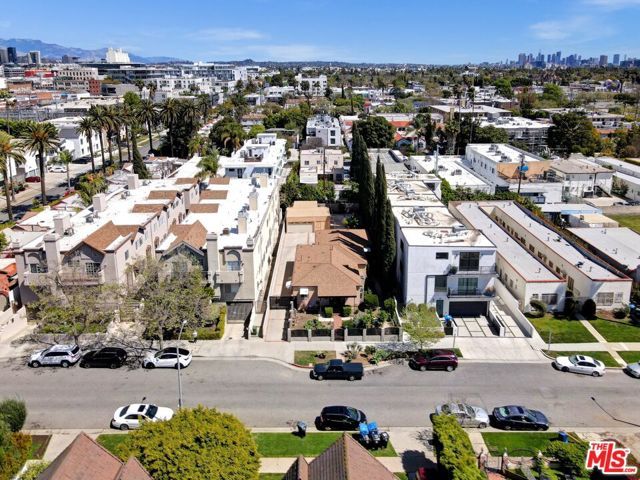 840 N Poinsettia Place, Los Angeles, CA 90046