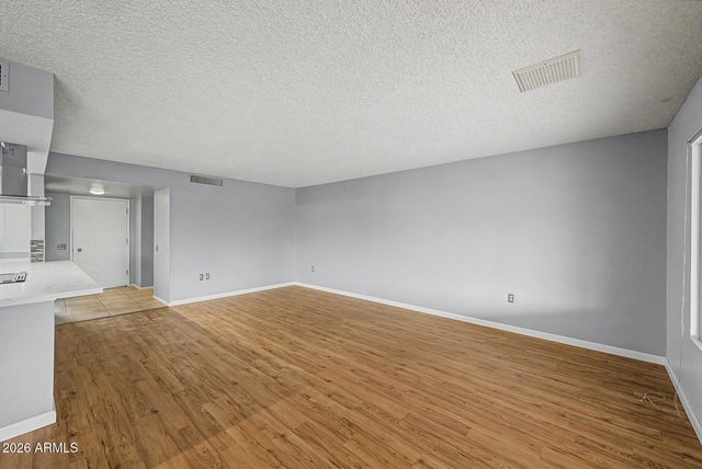 9433 W HUTTON Drive, Sun City, AZ 85351