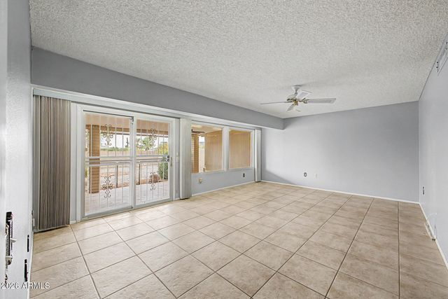 9433 W HUTTON Drive, Sun City, AZ 85351