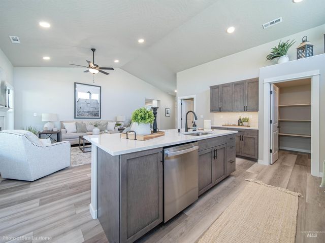 891 W Gallopher St Pacific Lot 3 Blk 1, Nampa, ID 83686