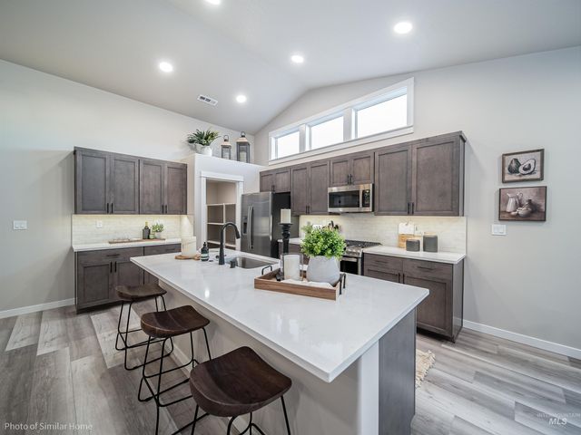 891 W Gallopher St Pacific Lot 3 Blk 1, Nampa, ID 83686