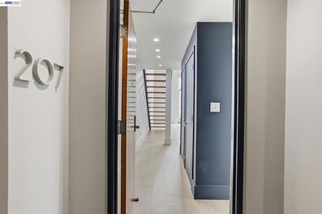 965 Folsom St 207, San Francisco, CA 94107