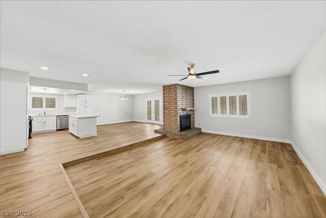 627 Valley View Drive, Henderson, NV 89002