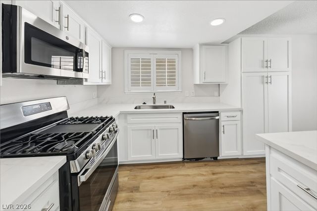 627 Valley View Drive, Henderson, NV 89002