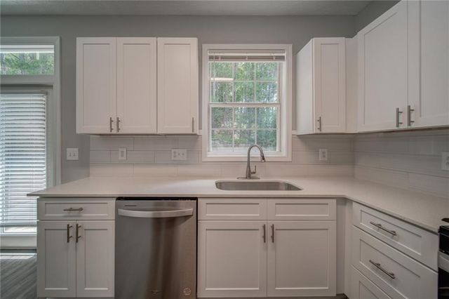 132 DIAMOND RIDGE Avenue, Canton, GA 30114