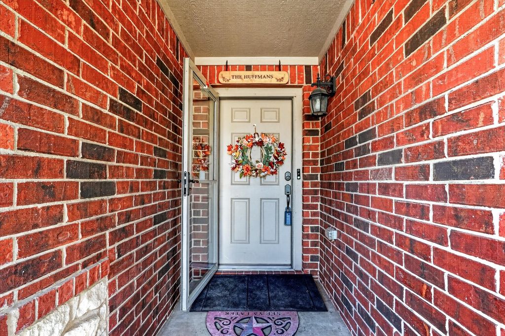 521 Leatherman Drive, Saginaw, TX 76179 — photo 5