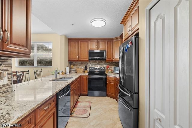 6816 Sterling Greens PL 1306, Naples, FL 34104