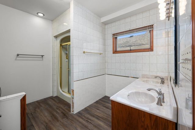 5108 6TH Avenue, Moline, IL 61265