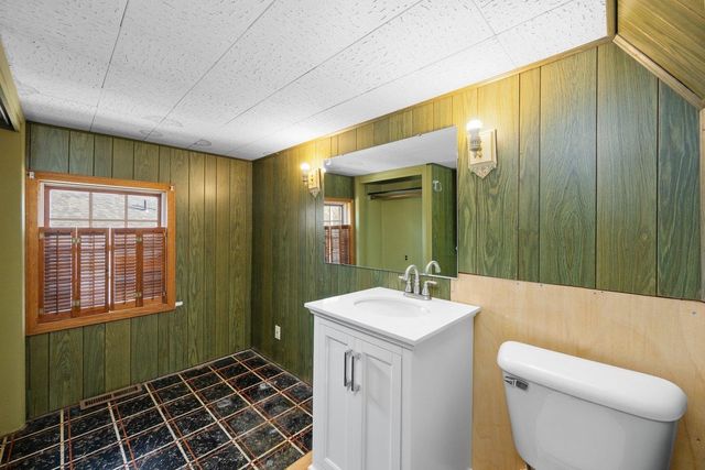 5108 6TH Avenue, Moline, IL 61265