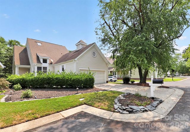 10316 Johns Towne Drive, Charlotte, NC 28210