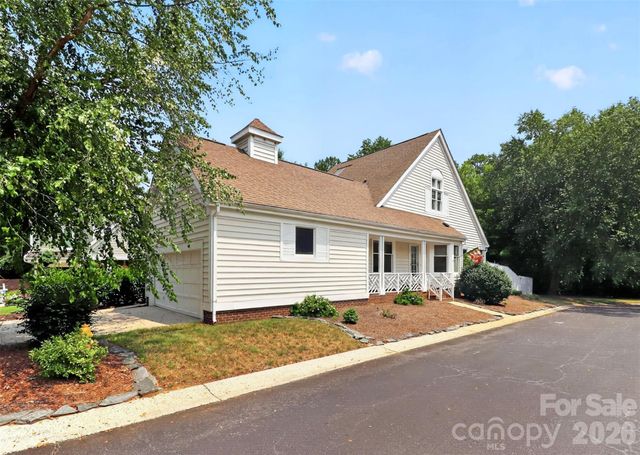 10316 Johns Towne Drive, Charlotte, NC 28210