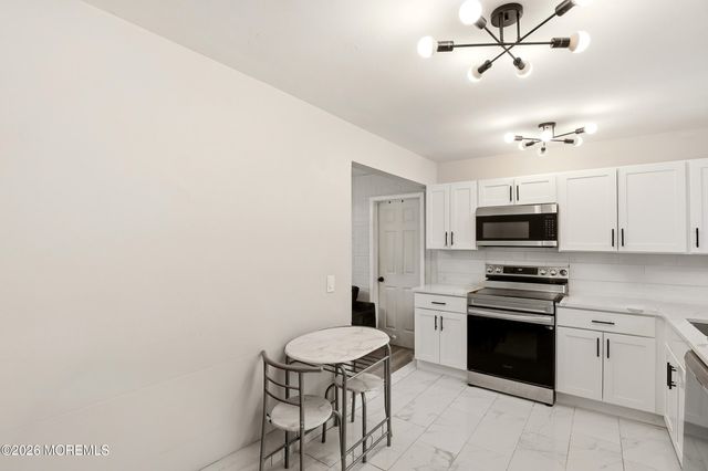 2684 Spruce Drive, Manchester, NJ 08759