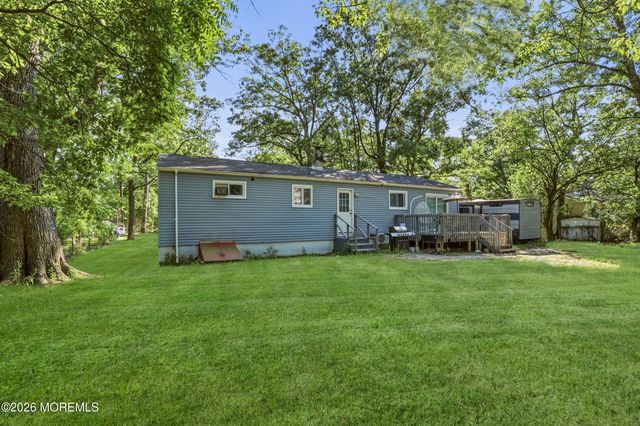 2684 Spruce Drive, Manchester, NJ 08759