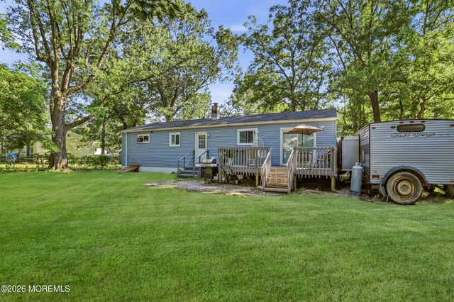 2684 Spruce Drive, Manchester, NJ 08759