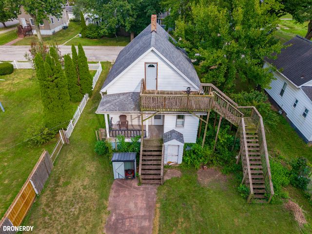 2113 Manhattan Street, Michigan City, IN 46360