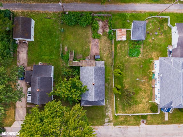2113 Manhattan Street, Michigan City, IN 46360