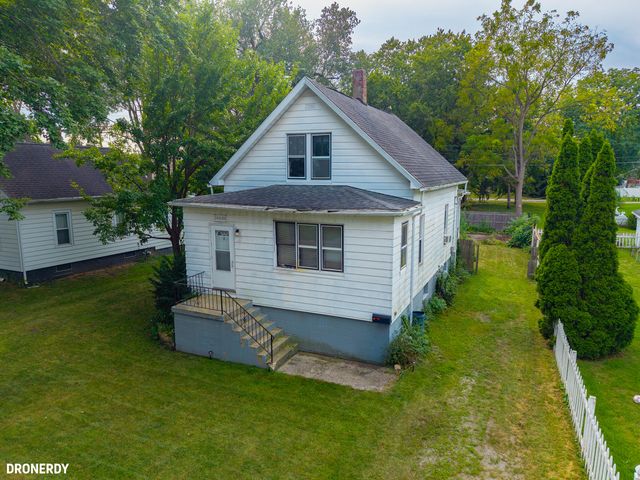 2113 Manhattan Street, Michigan City, IN 46360