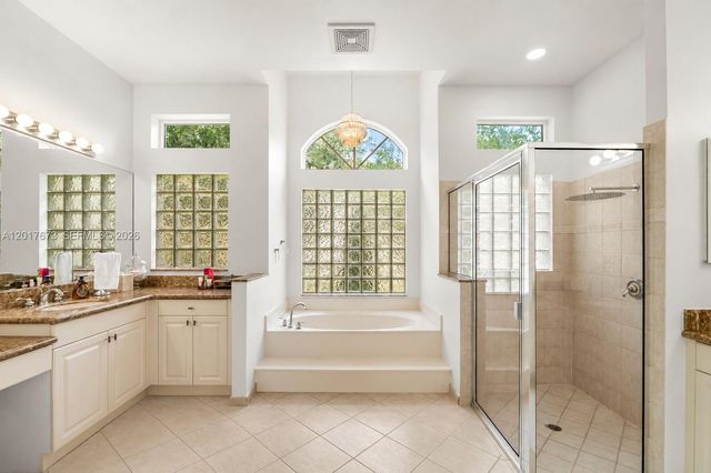 18700 SW 39th Ct, Miramar, FL 33029
